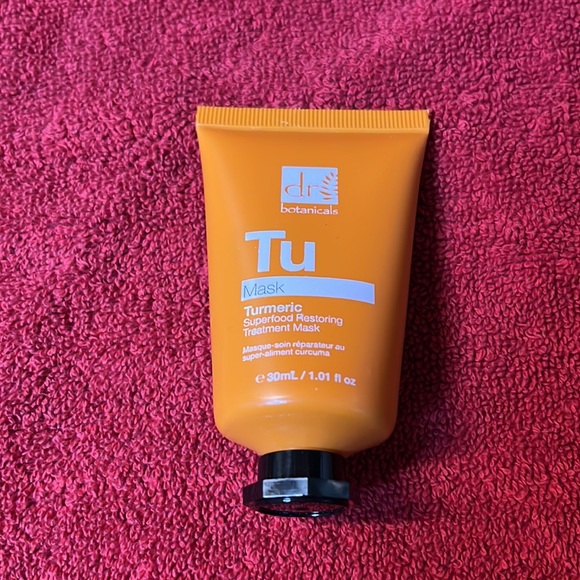 3/$30 - Dr Botanicals Turmeric Superfoods Recharging Treatment Mask - Picture 1 of 7